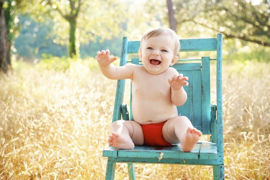Ab wann darf ein Baby sitzen? – Alles was du wissen musst!
